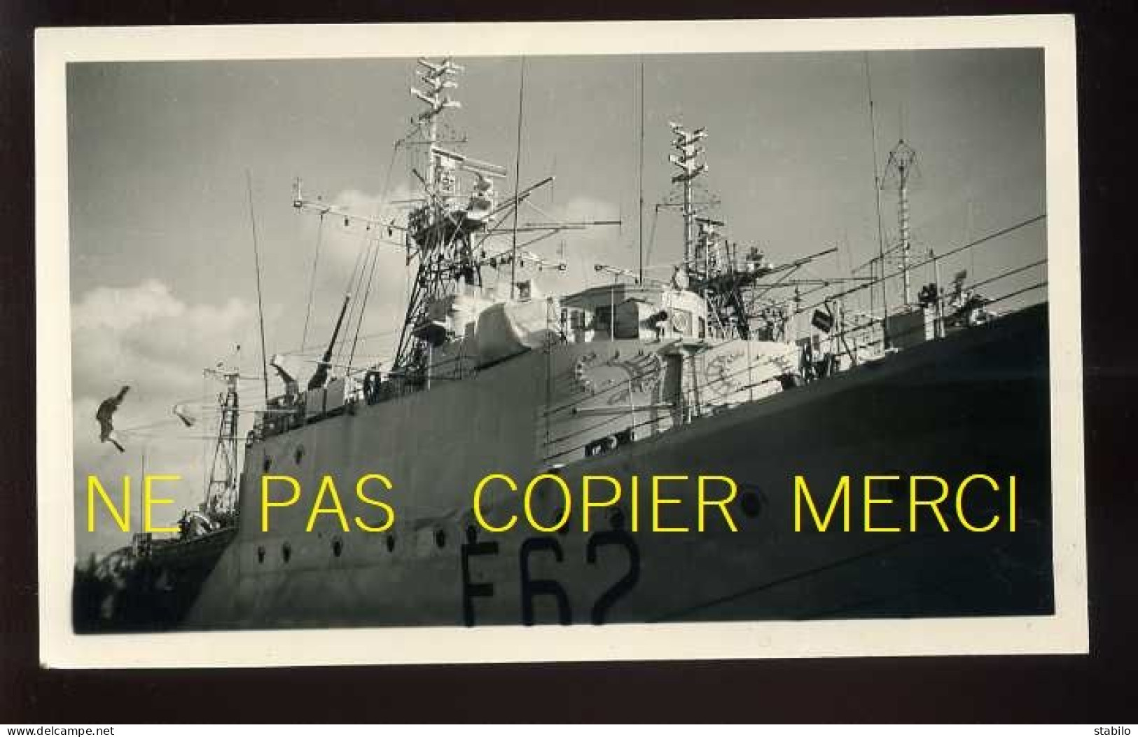 BATEAU DE GUERRE - F 62 - FORMAT 11 X 7 CM - Schiffe