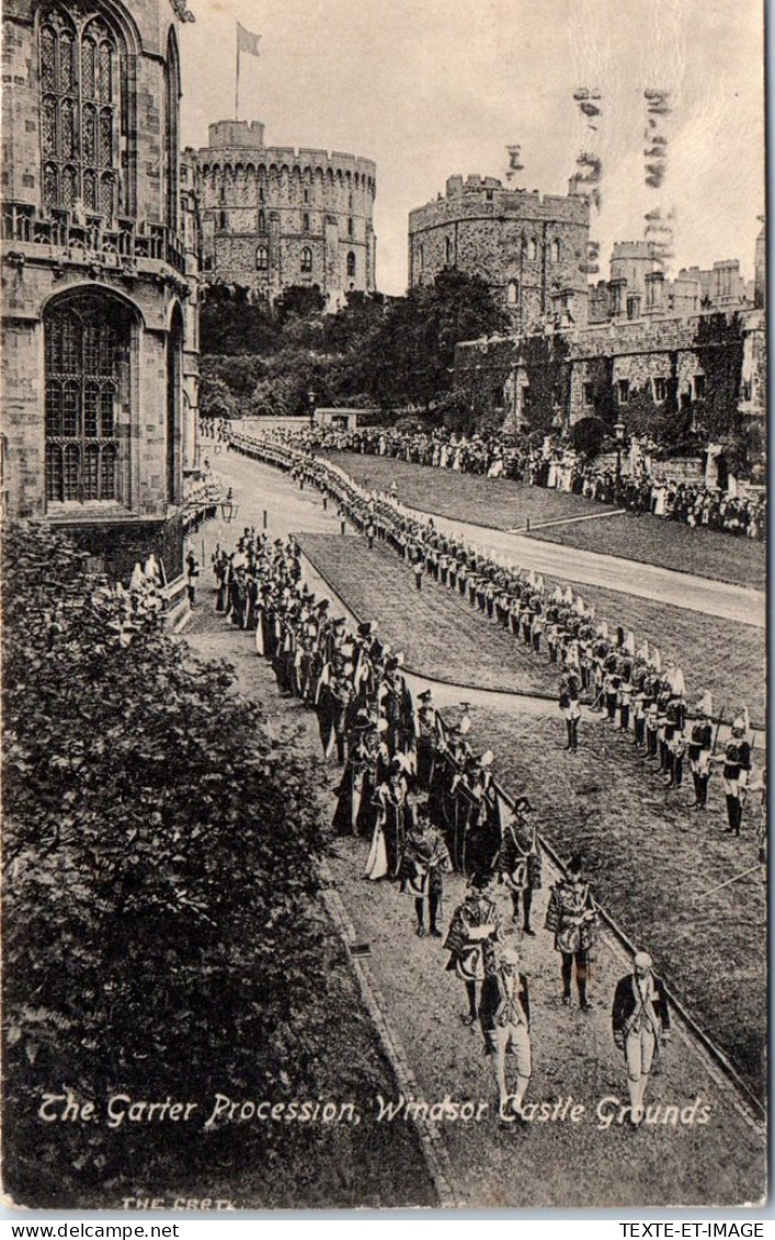 ANGLETERRE - BERKSHIRE - The Garier Procession Windsor Castle - Otros & Sin Clasificación