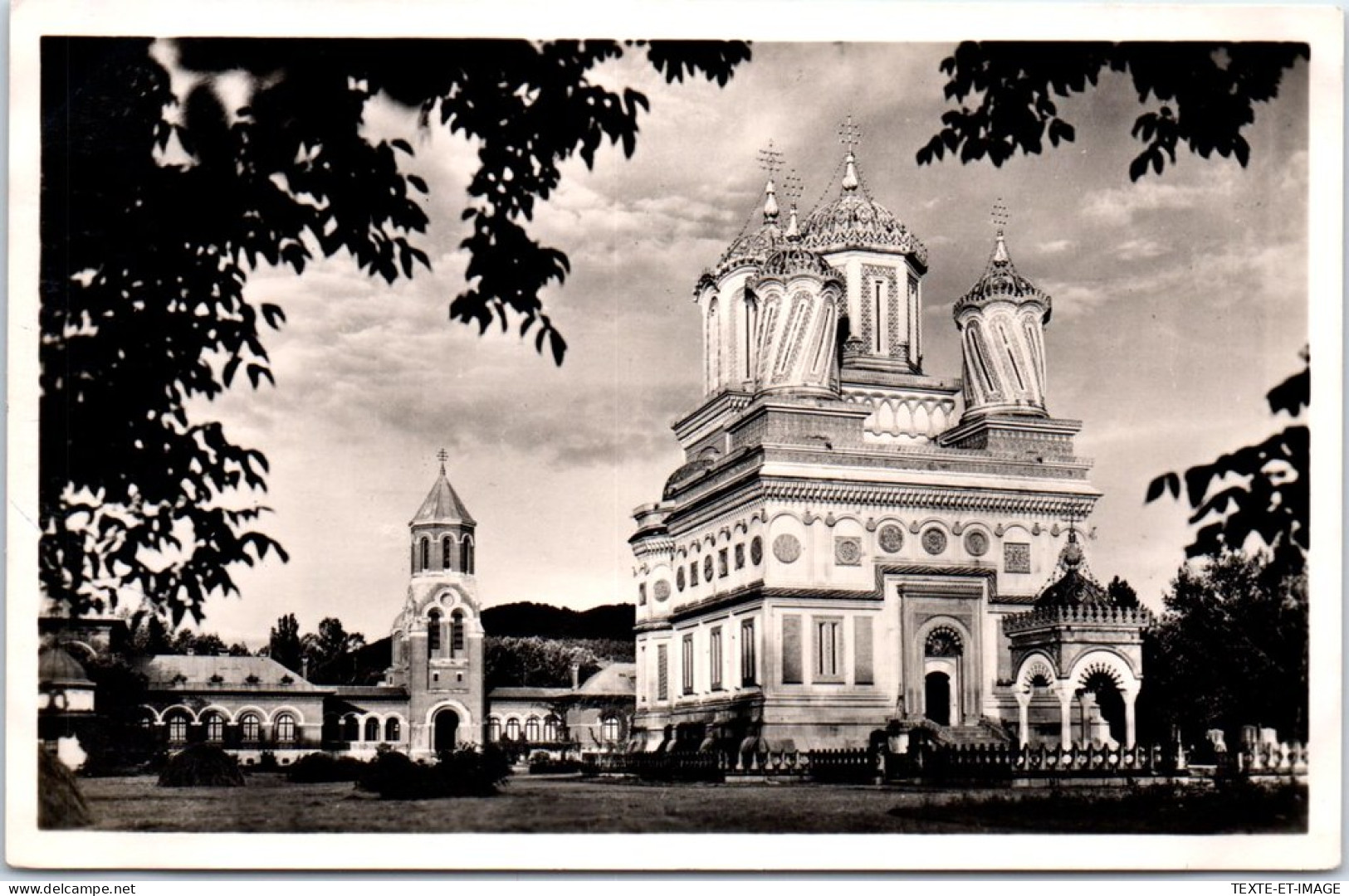 ROUMANIE - Cathedrale De Curtea De Arges - Romania