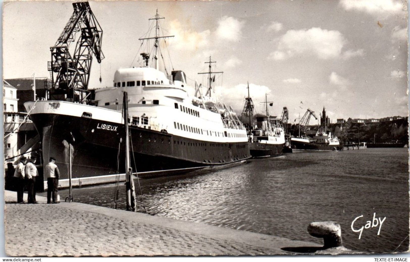 76 DIEPPE - Le Lisieux A La Gare Maritime  - Dieppe