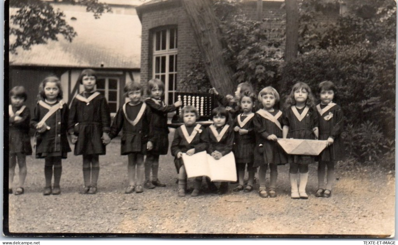 27 EVREUX - CARTE PHOTO - Petites Filles De L'ecole Notre Dame  - Evreux
