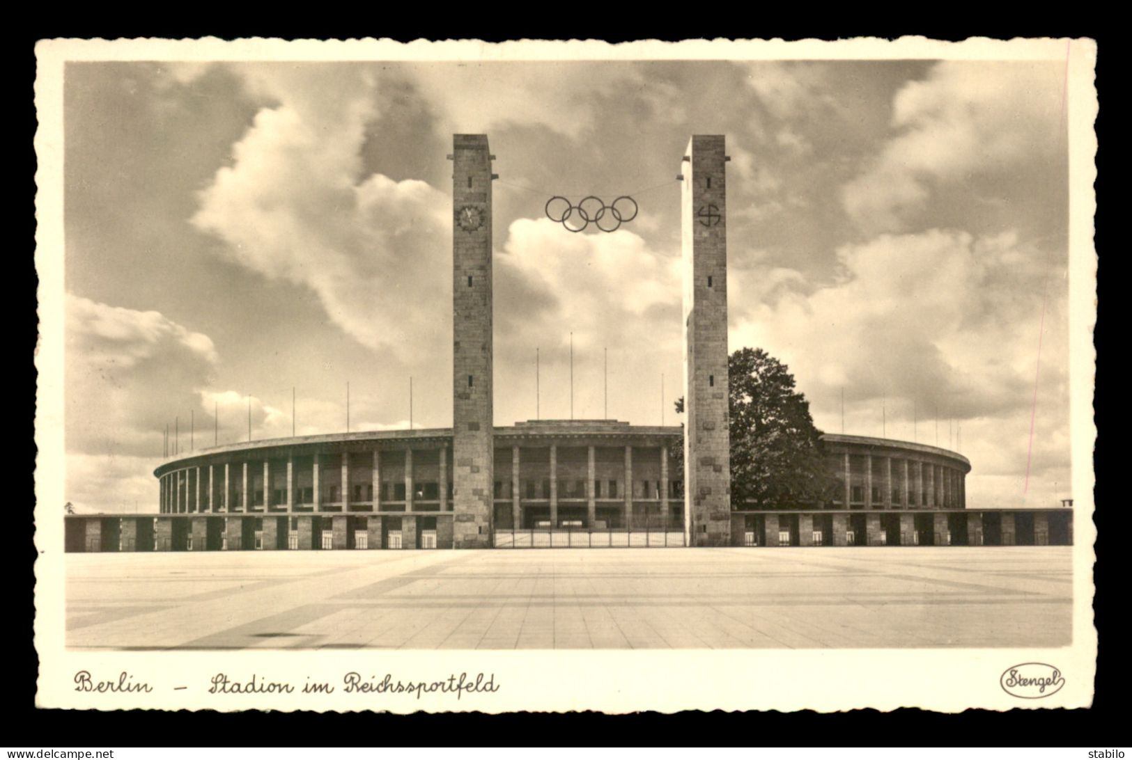 STADES - FOOTBALL - ALLEMAGNE - BERLIN - Stadien