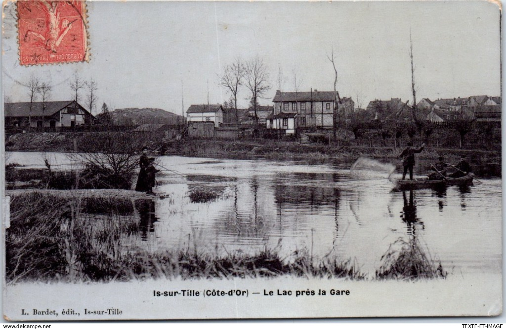 21 IS SUR TILLE - Le Lac Pres De La Gare. - Is Sur Tille