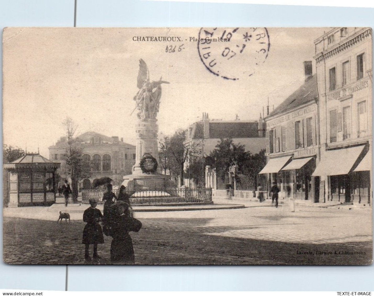 36 CHATEAUROUX - Place Gambetta, Le Monument  - Chateauroux
