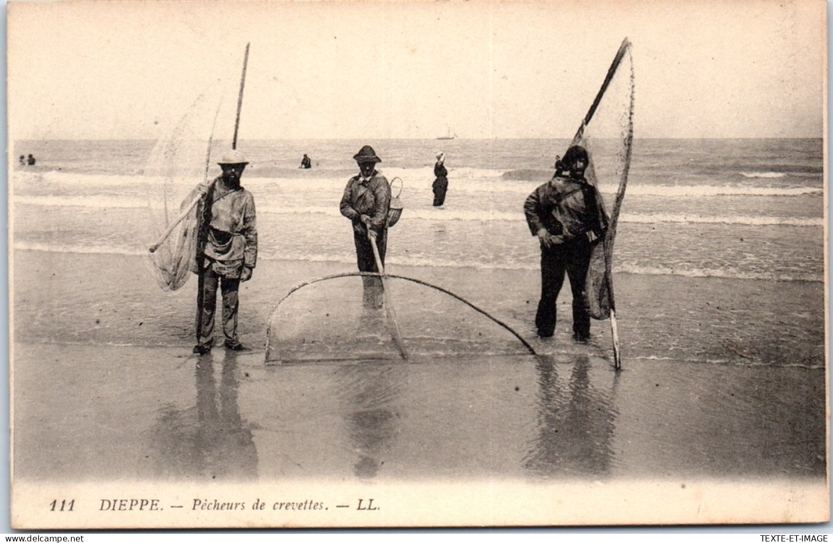 76 DIEPPE - Les Pecheurs De Crevettes. - Dieppe