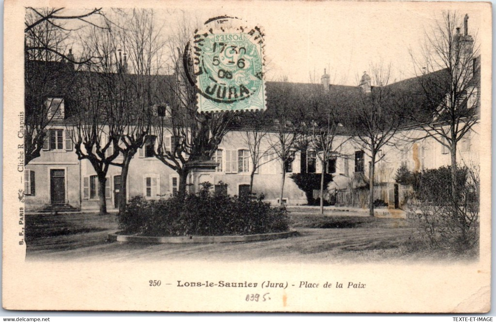 39 LONS LE SAUNIER - La Place De La Paix  - Lons Le Saunier