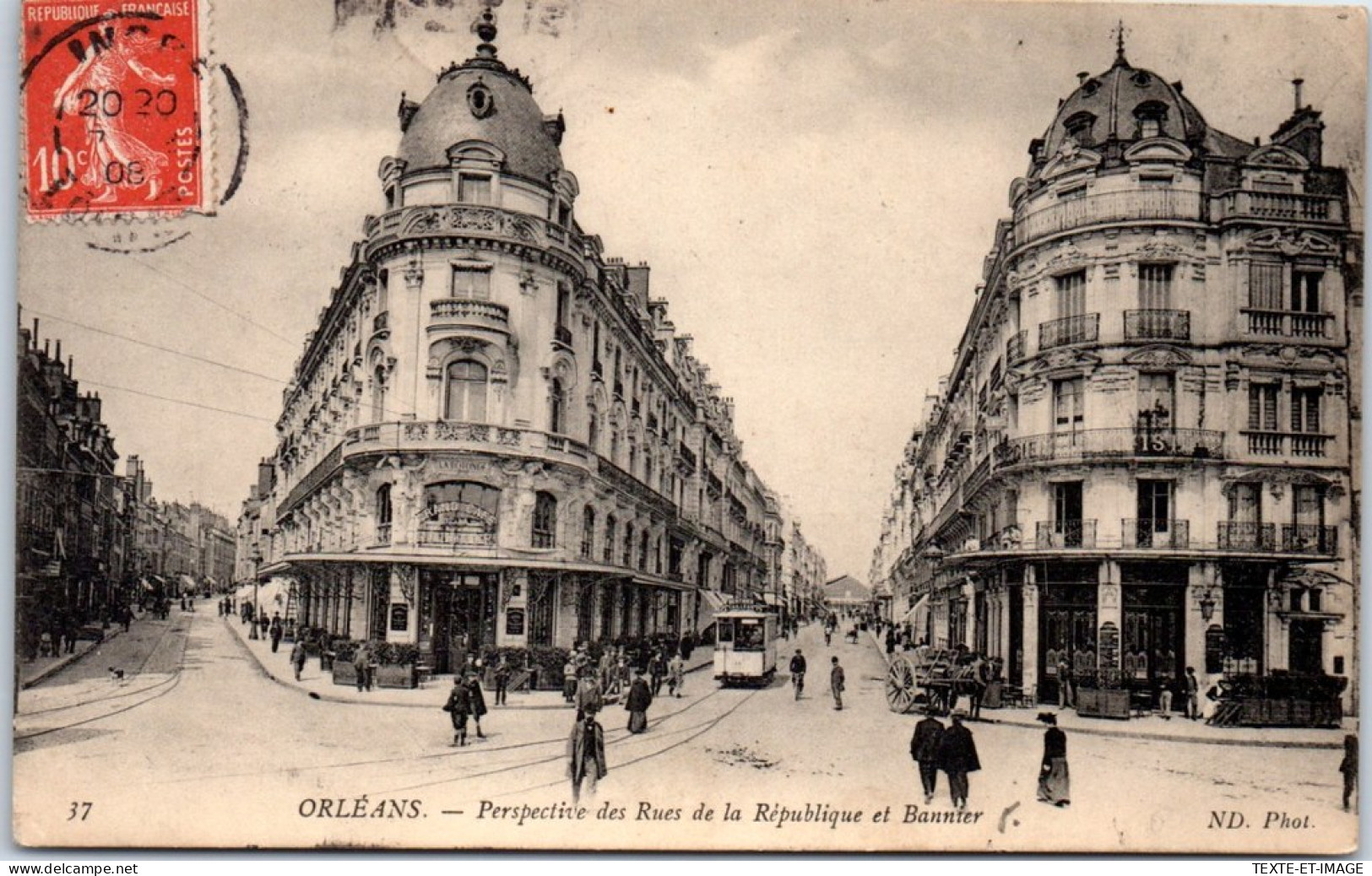 45 ORLEANS -- Perspective Des Rues Republique & Bannier  - Orleans