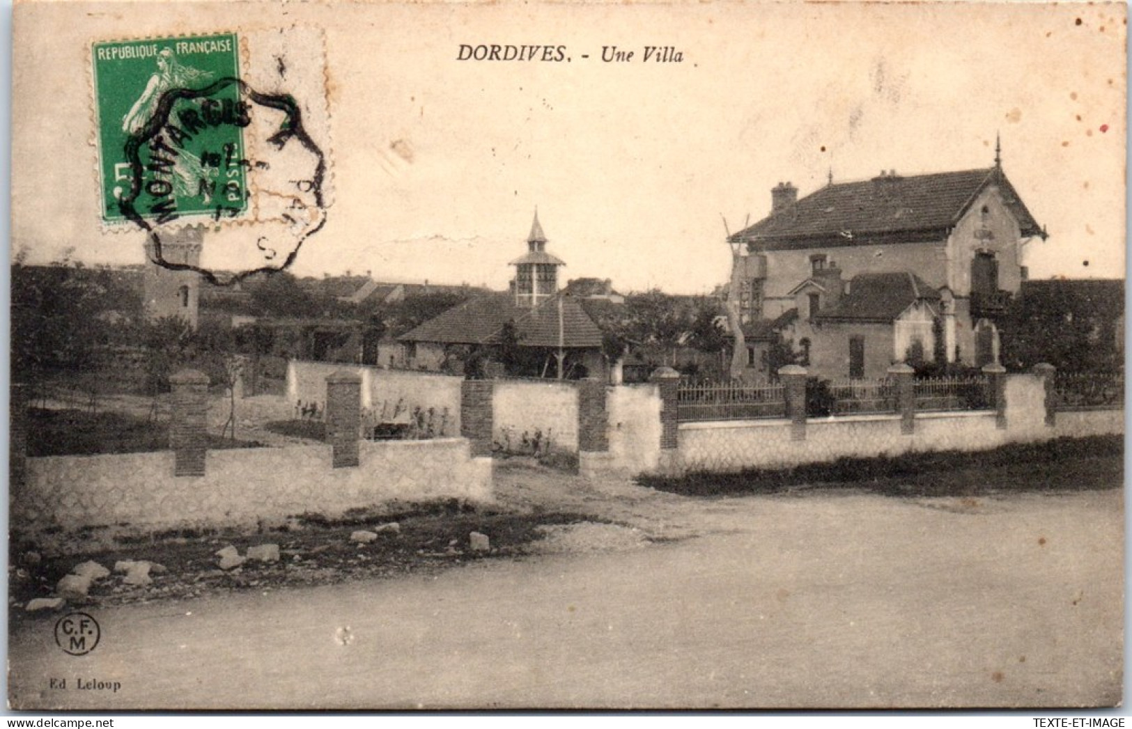 45 DORDIVES - Une Villa. - Dordives