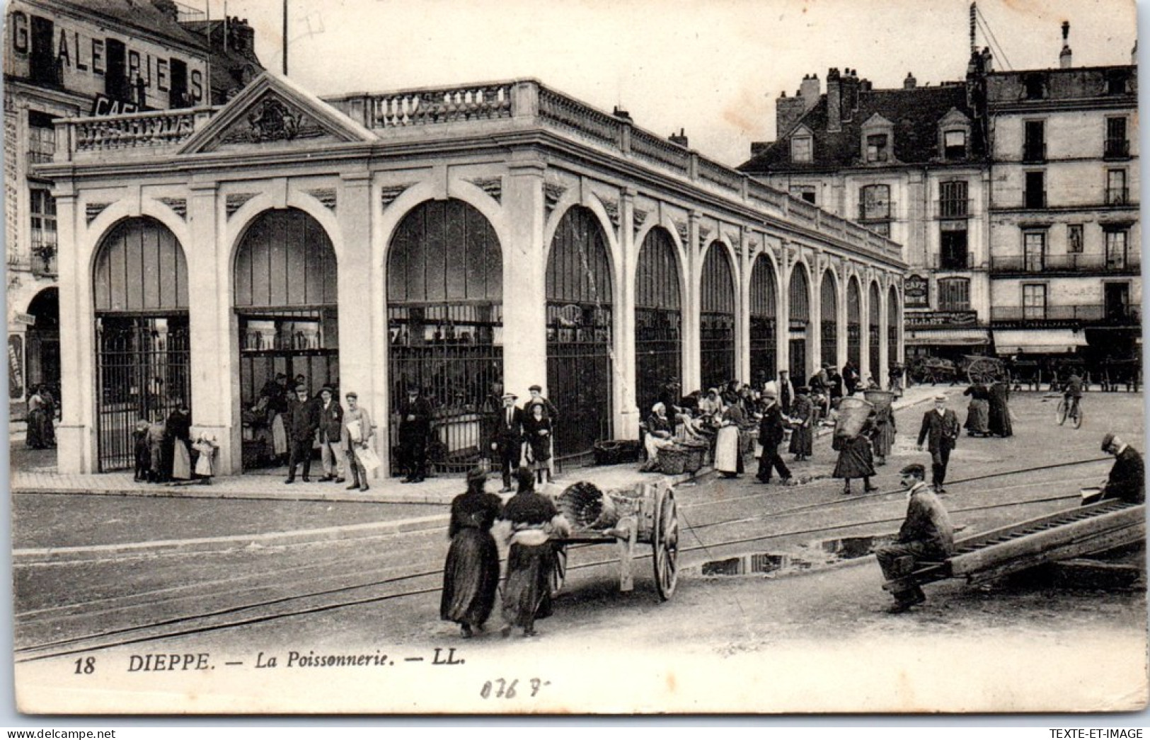 76 DIEPPE - La Poissonnerie, Vue D'ensemble  - Dieppe