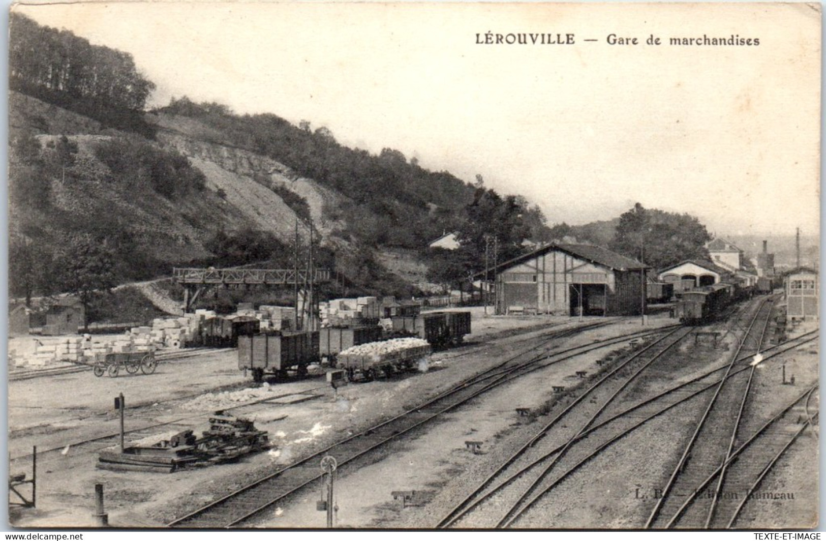55 LEROUVILLE - La Gare De Marchandises  - Lerouville