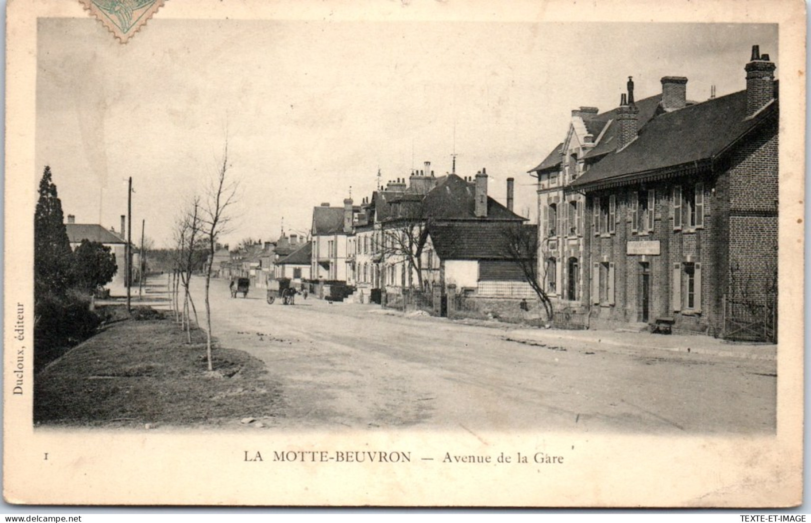 41 LA MOTTE BEUVRON - Un Coin De L'avenue De La Gare  - Lamotte Beuvron