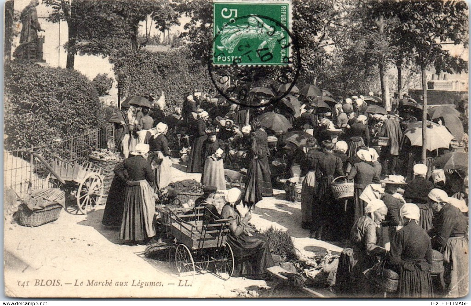 41 BLOIS -- Un Coin Du Marche Aux Legumes  - Blois