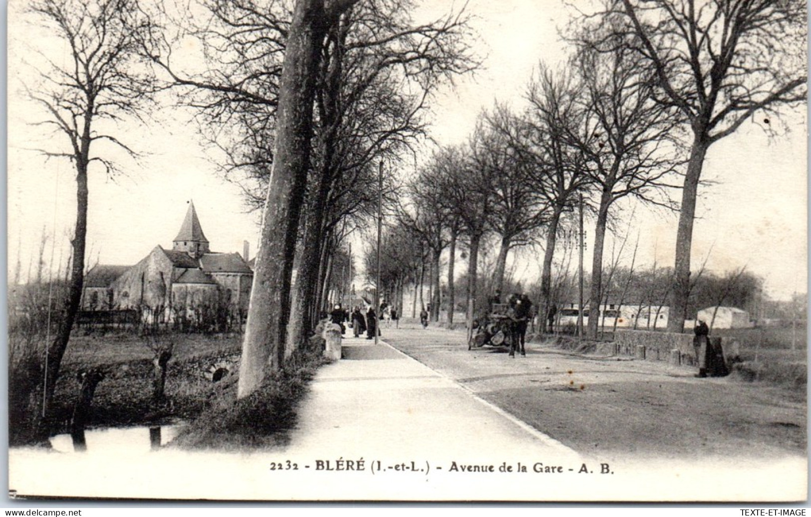 37 BLERE - L'avenue De La Gare  - Bléré