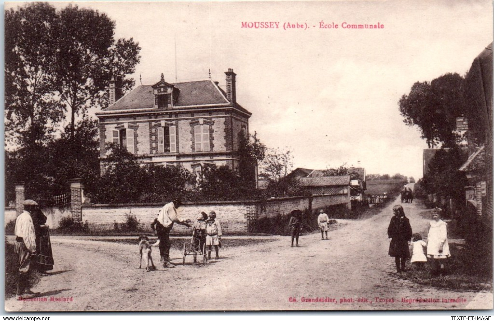 10 MOUSSEY - L'ecole Communale  - Altri & Non Classificati