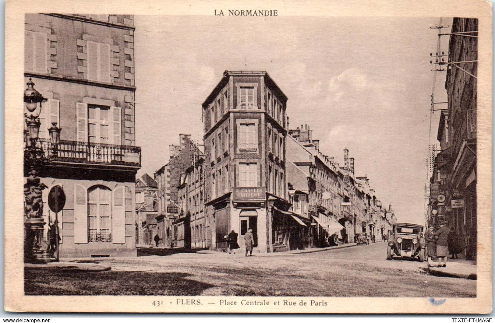 61 FLERS - La Place Centrale Et La Rue De Paris  - Flers