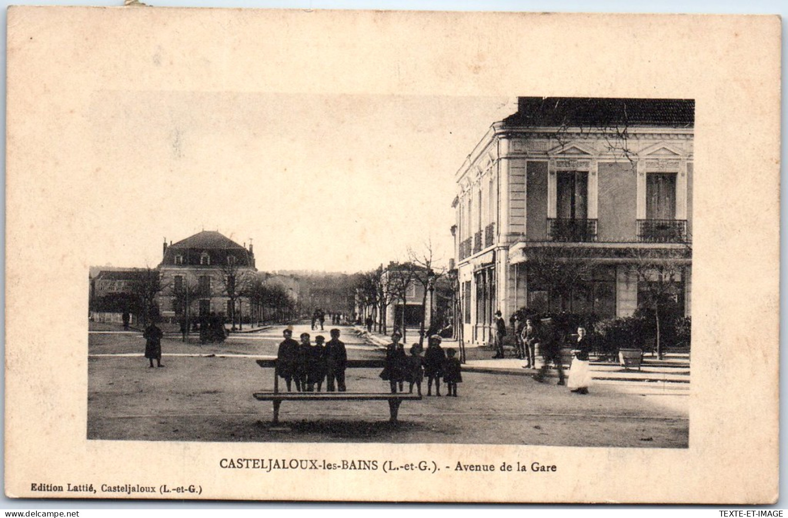 47 CASTELJALOUX - L'avenue De La Gare. - Casteljaloux