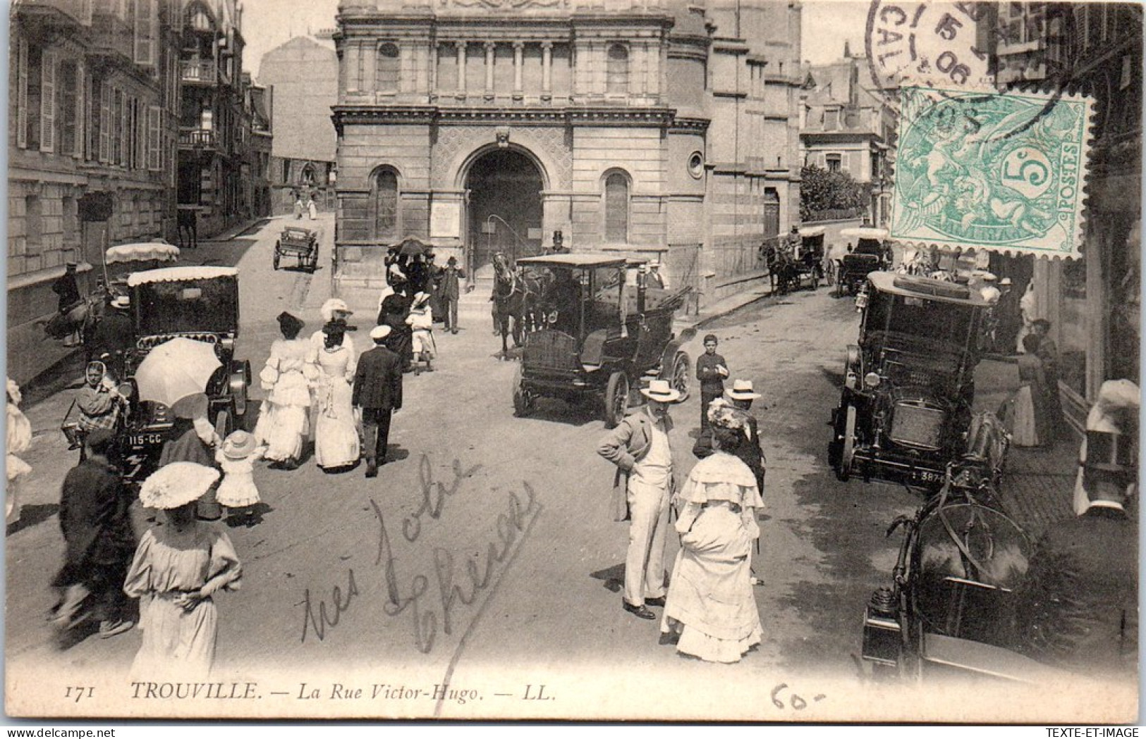 14 TROUVILLE - La Rue Victor Hugo  - Trouville