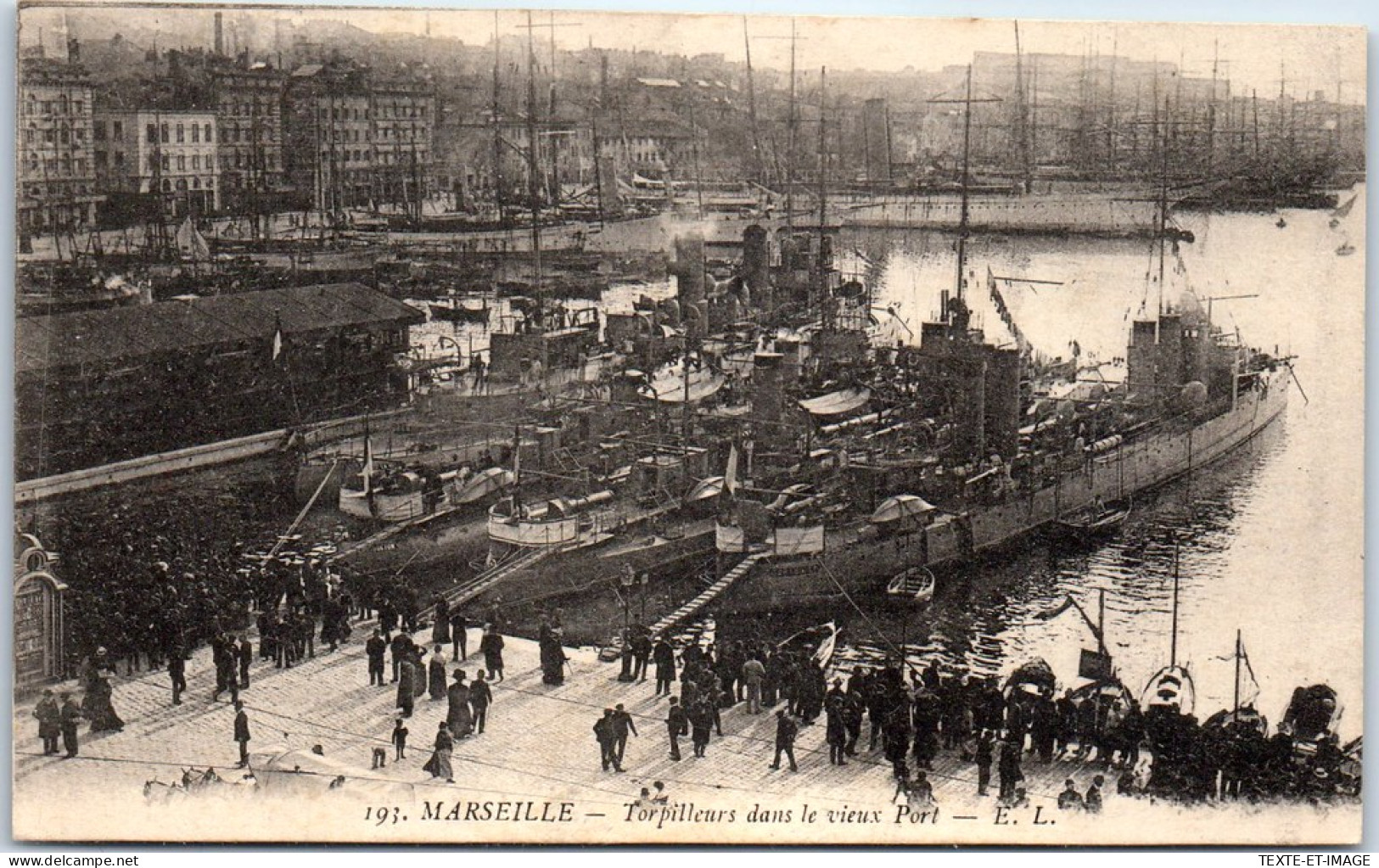 13 MARSEILLE - Torpilleurs Dans Le Vieux Port. - Unclassified