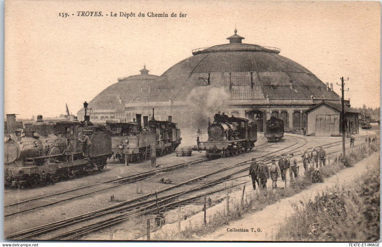 10 TROYES - Le Depot Du Chemin De Fer (trains) - Troyes