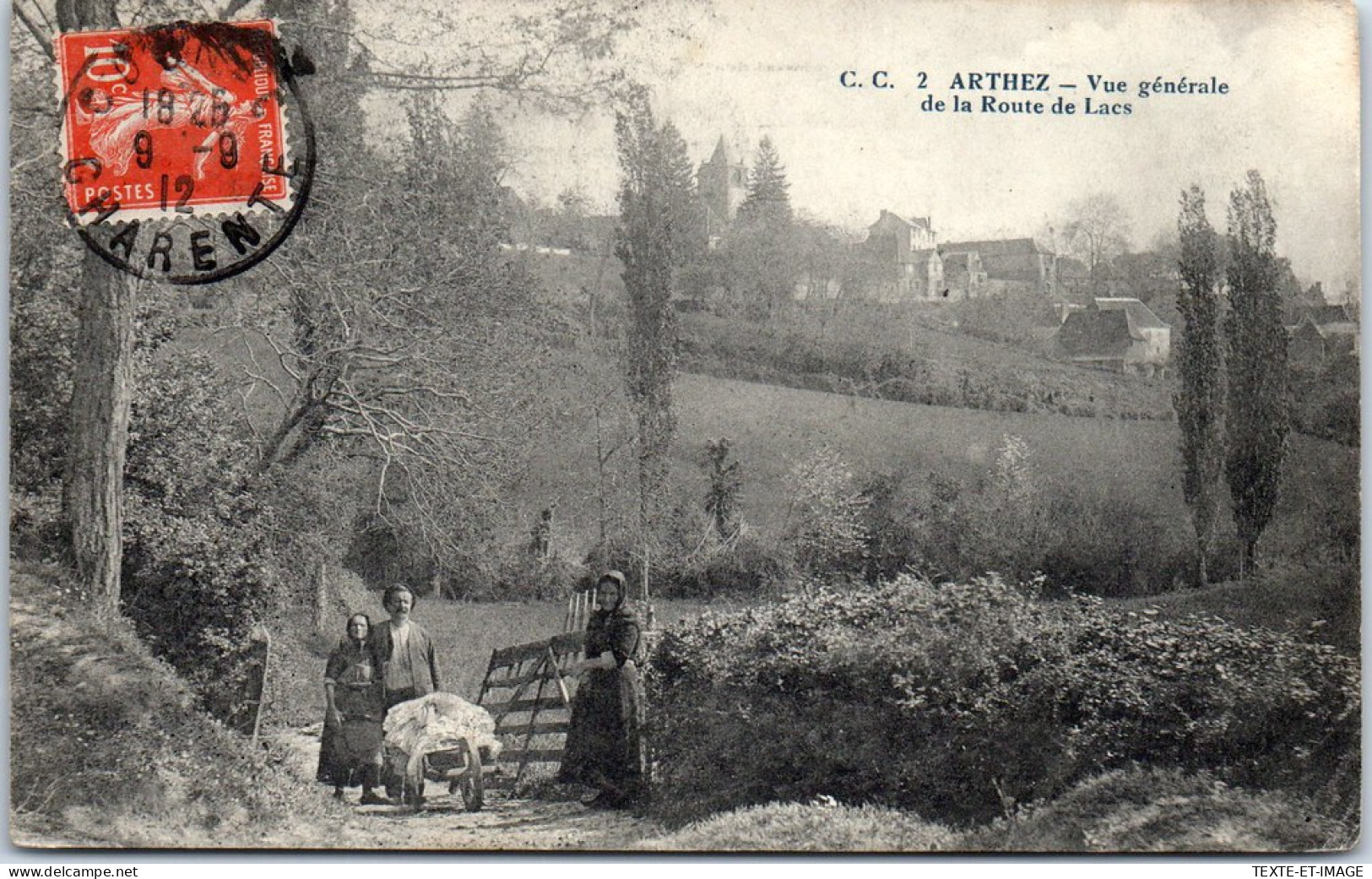 17 ARTHEZ - Vue Generale De La Route De Lacs. - Autres & Non Classés