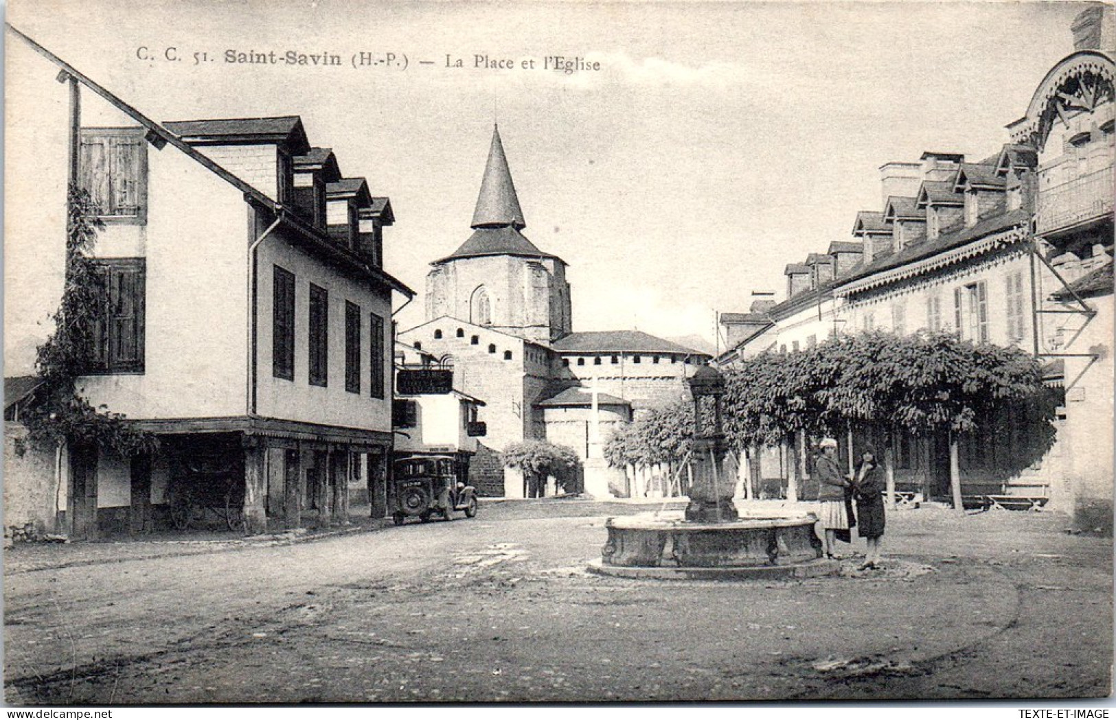 65 SAINT SAVIN - La Place De L'eglise, La Fontaine  - Other & Unclassified