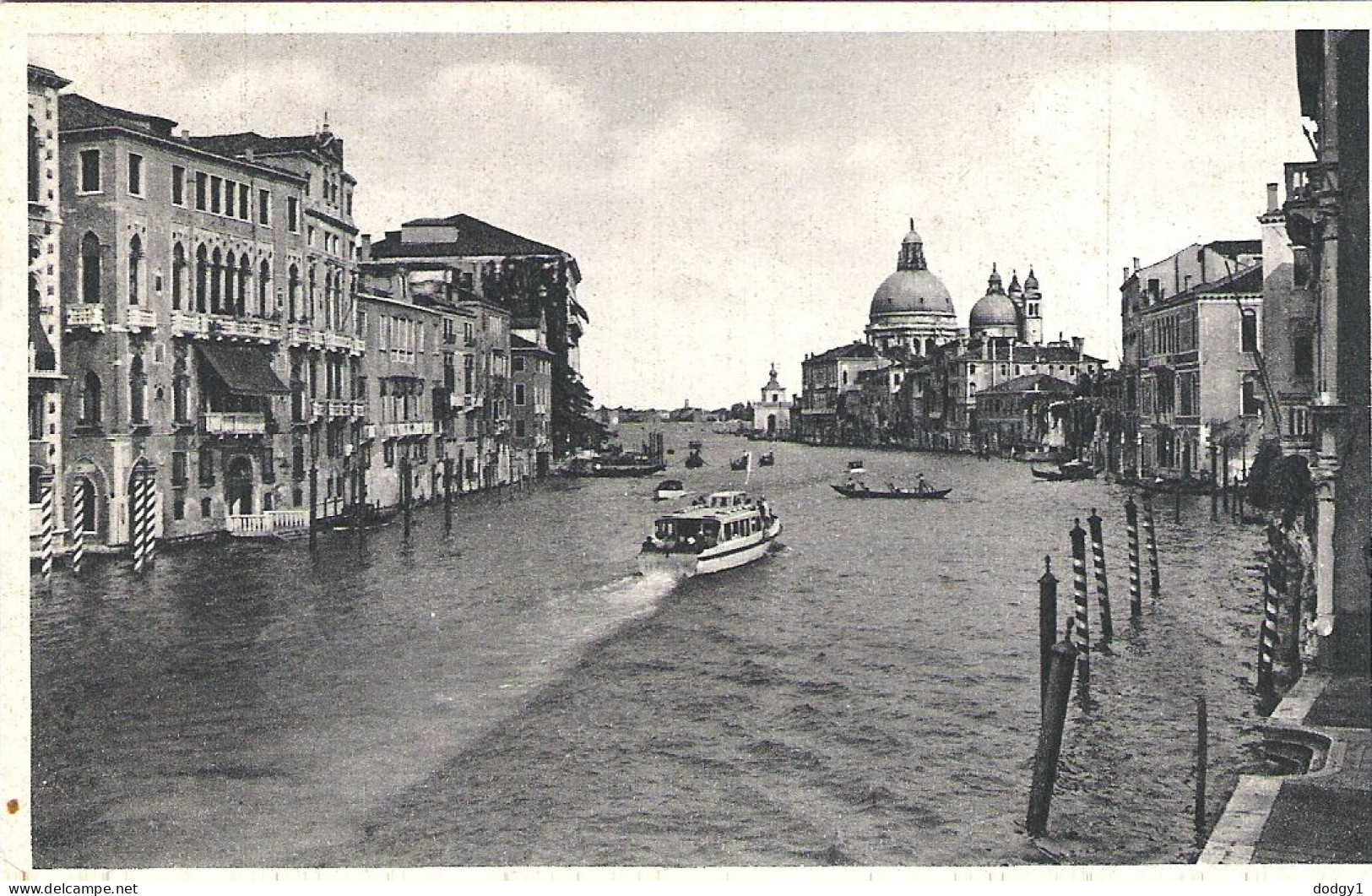 THE GRAND CANAL, VENICE, ITALY Circa 1951 USED POSTCARD My7 - Venezia (Venedig)