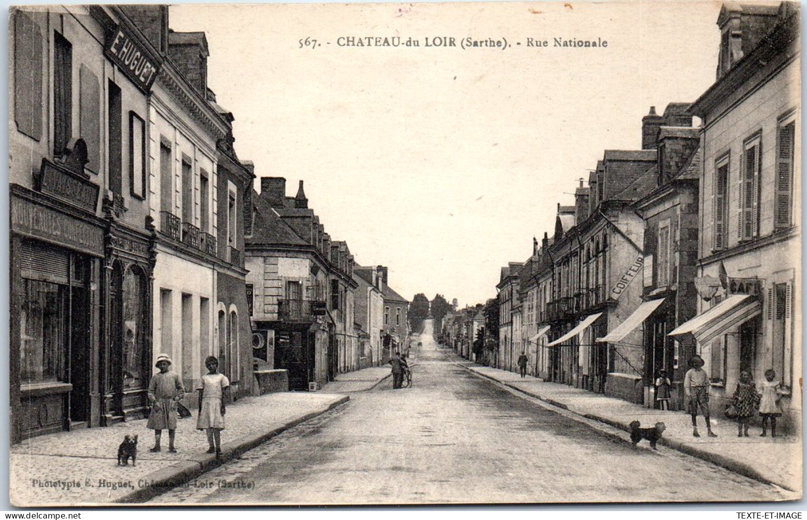 72 CHATEAUDU LOIR - La Rue Nationale  - Chateau Du Loir