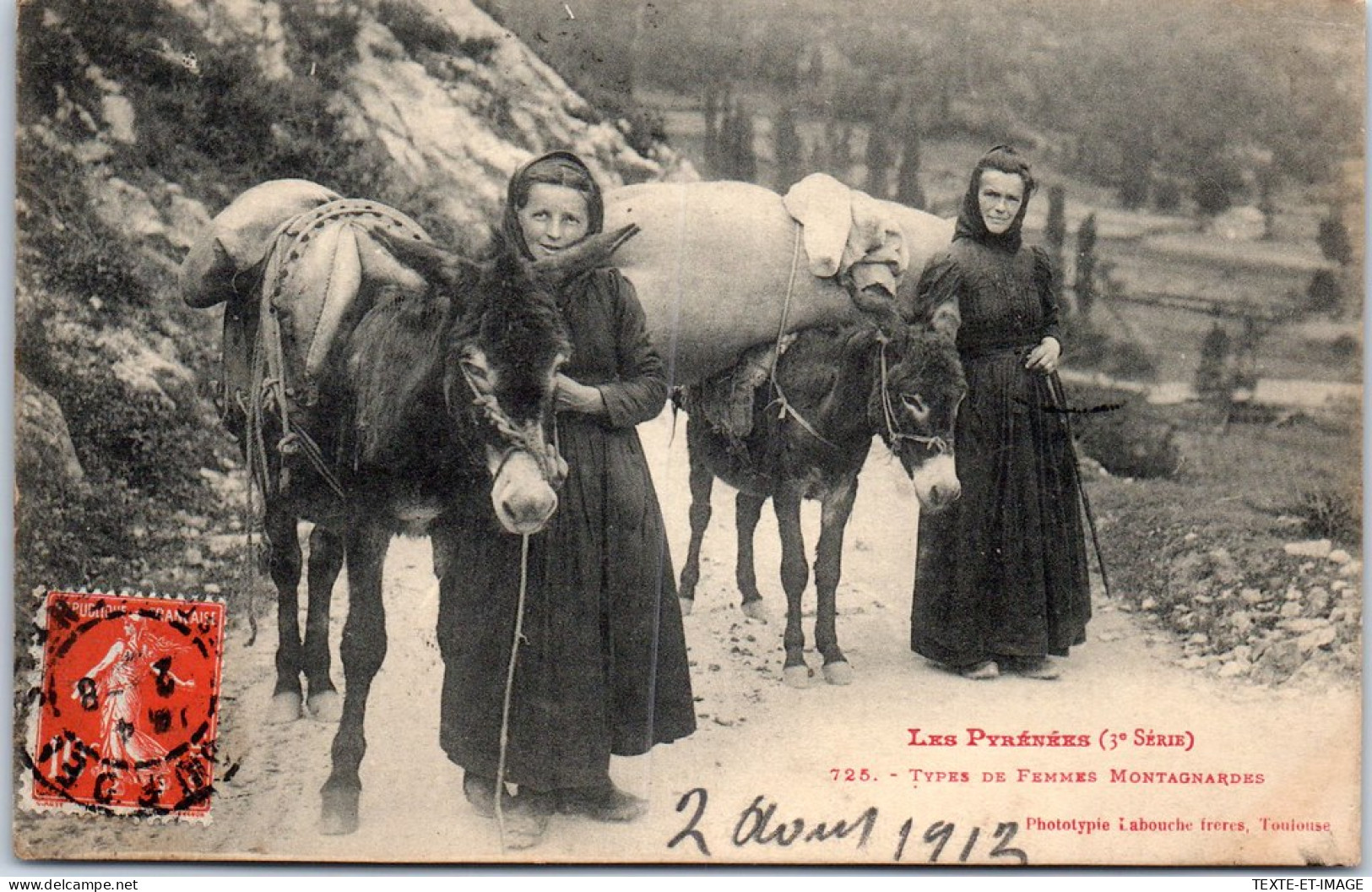 65 Dans Les Pyrenees, Types De Femmes Montagnardes. - Otros & Sin Clasificación