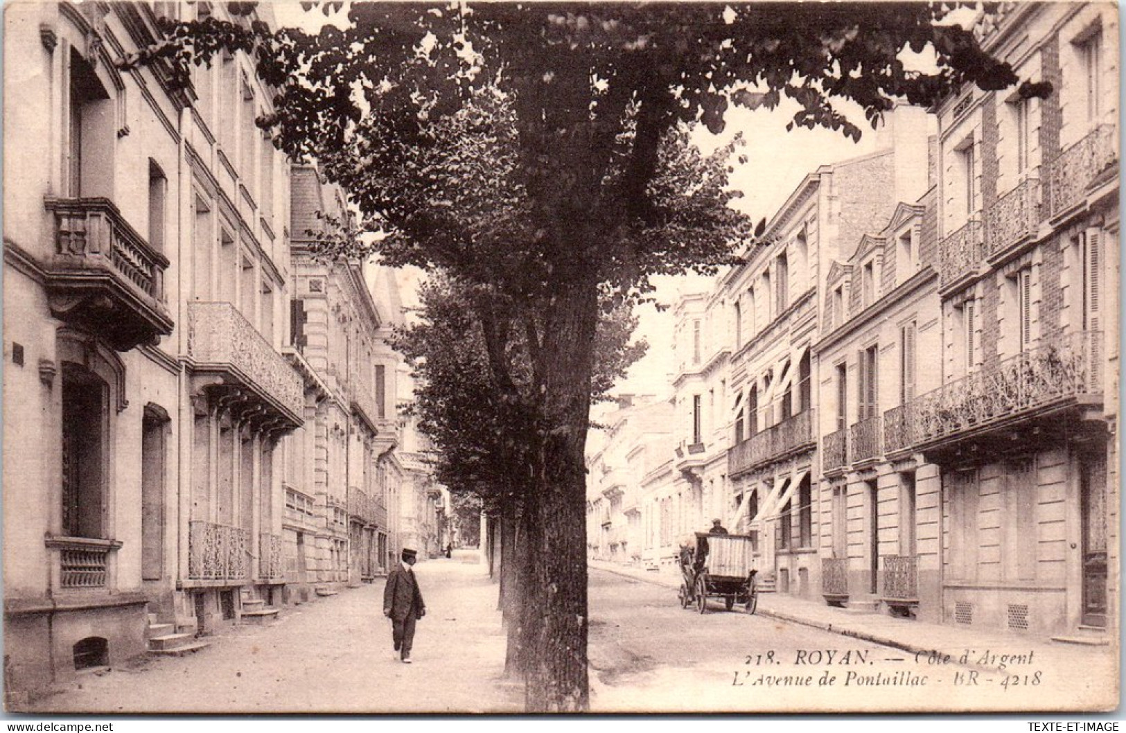 17 ROYAN - Vue De L'avenue De Pontaillac - Royan