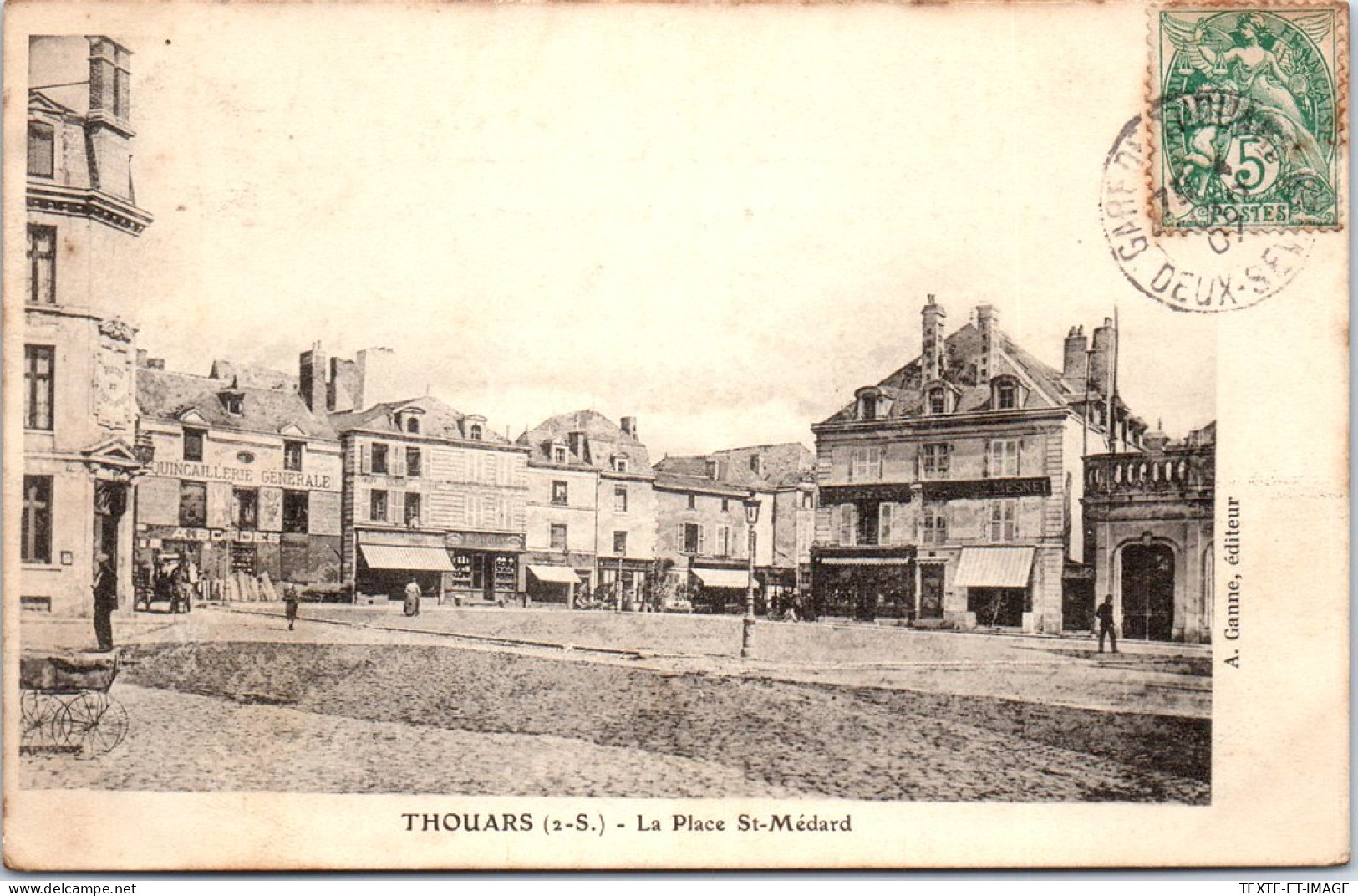 79 THOUARS - Vue De La Place Saint Medard  - Thouars