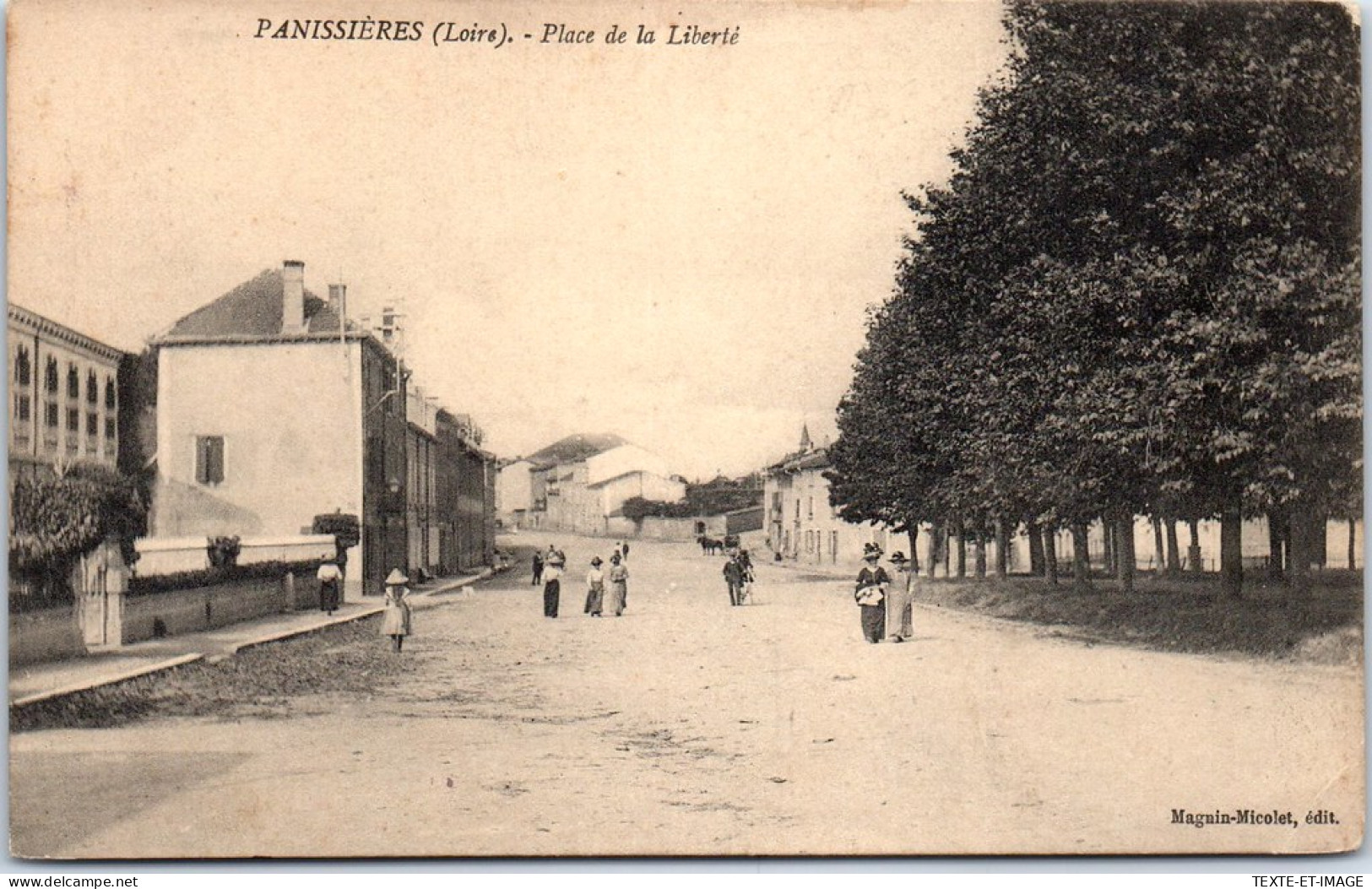 42 PANISSIERES - Un Coin De La Place De La Liberte  - Sonstige & Ohne Zuordnung