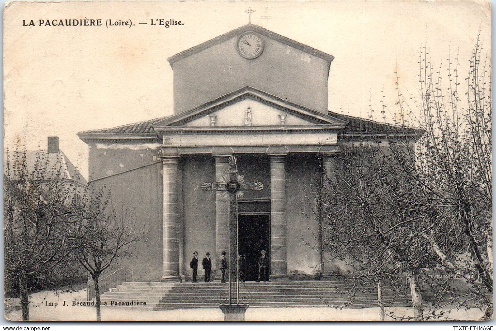 42 LA PACAUDIERE - L'eglise. - La Pacaudiere