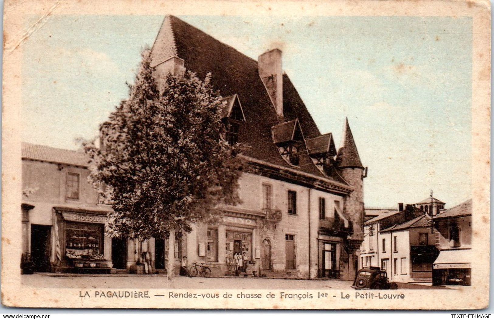 42 LA PACAUDIERE - La Maison Historique, Petit Louvre  - La Pacaudiere