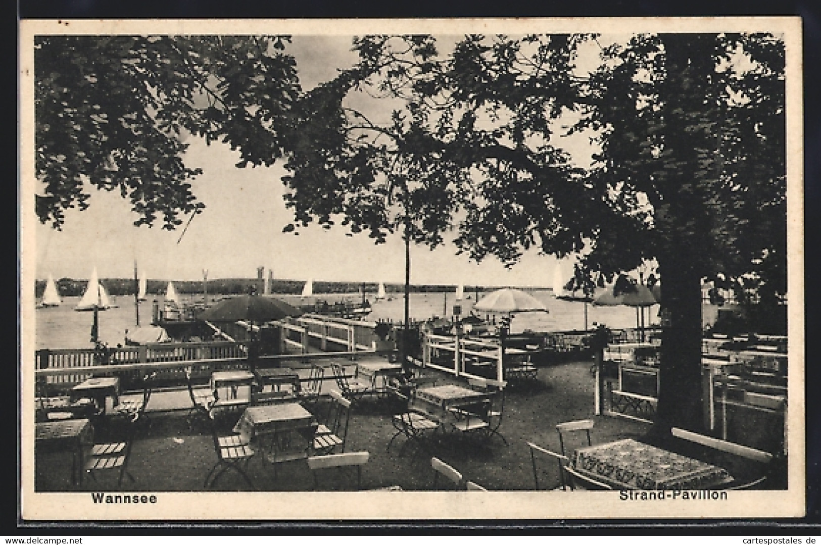 AK Berlin-Wannsee, Restaurant Strandpavillon, Hauptanlegestelle Der Dampfschifffahrtgesellschaft  - Wannsee