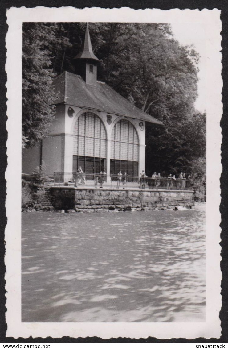 Jolie Photographie De La Chapelle De Tell, Sisikon, Suisse Années 40/50, Architecture, Patrimoine 5,9 X 9 Cm - Lieux