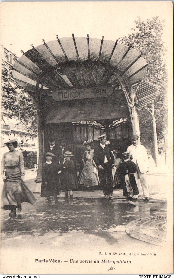 75 PARIS - Paris Vecu - Une Sortie Du Metropolitain  - Straßenhandel Und Kleingewerbe