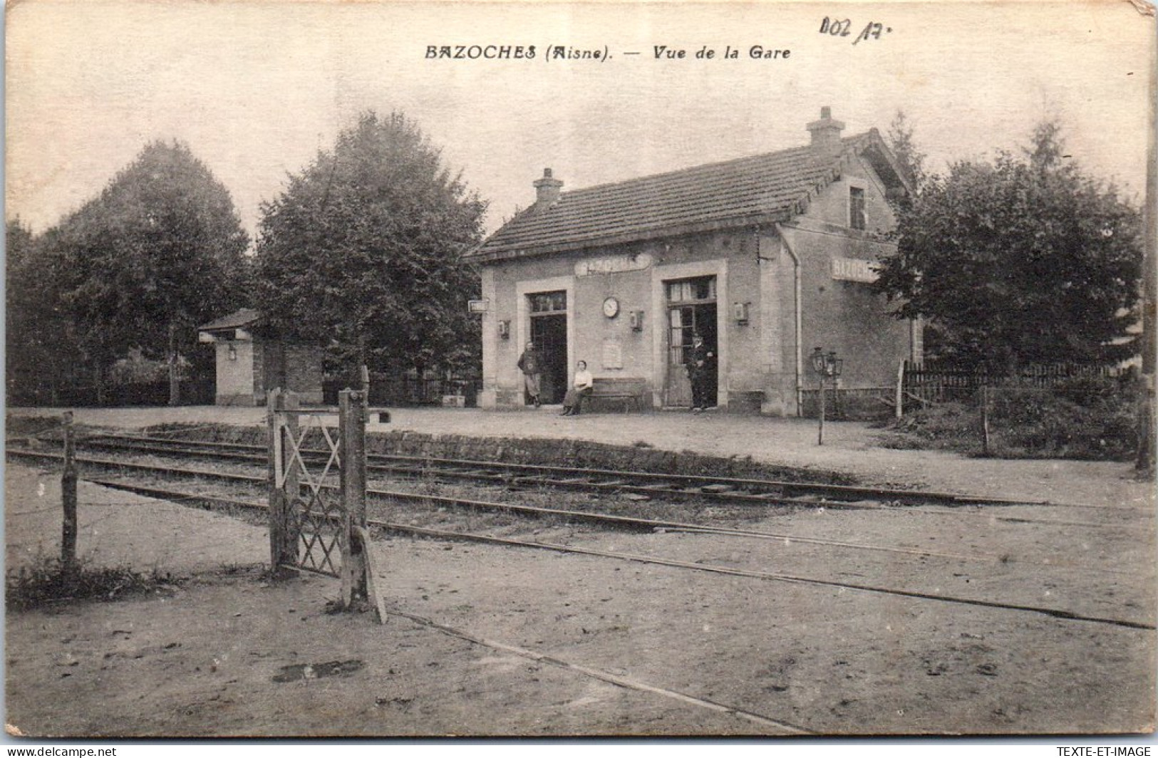 02 BAZOCHES - Vue De La Gare  - Otros & Sin Clasificación