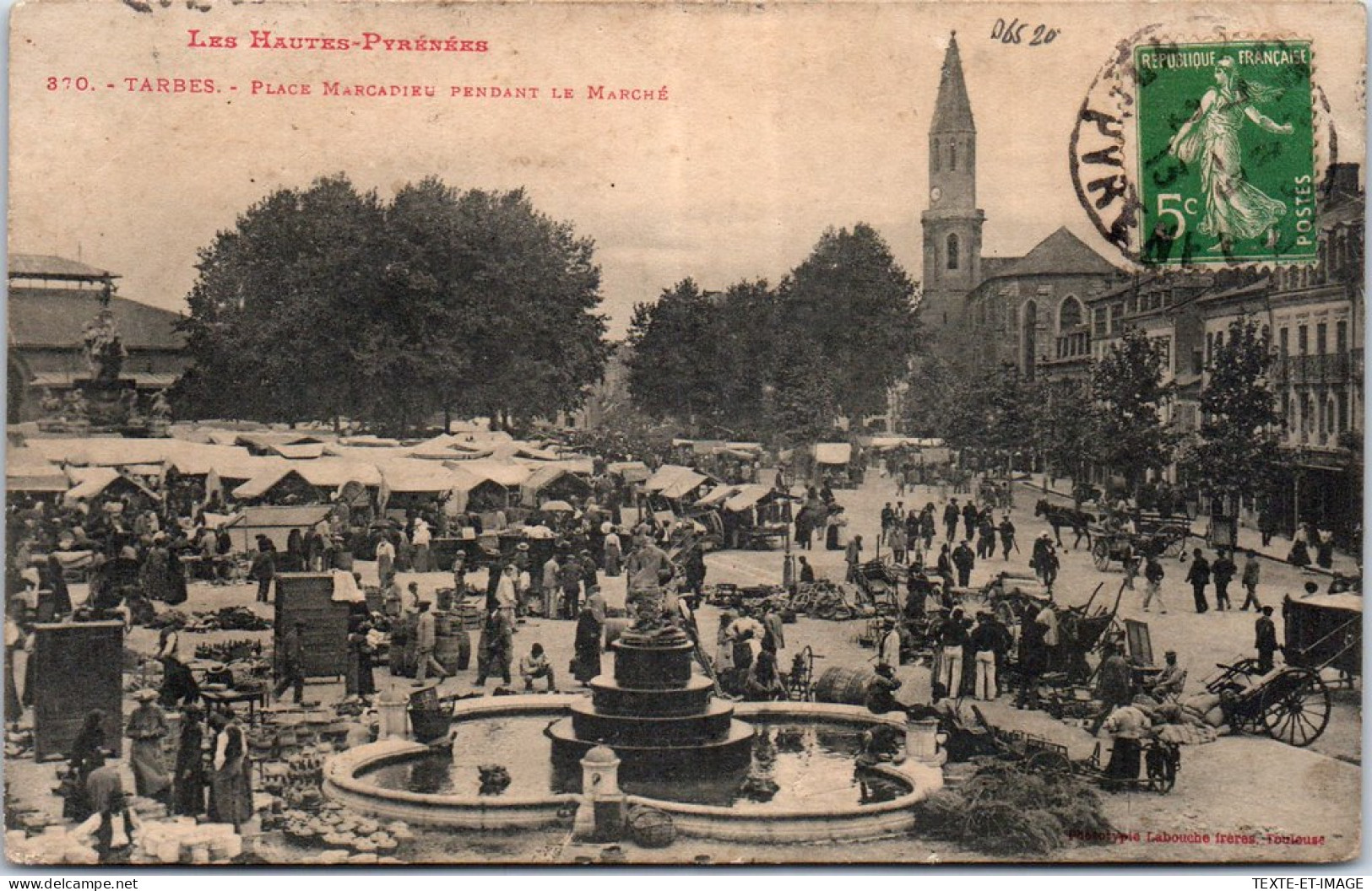 65 TARBES - La Place Marcadieu Pendant Le Marche  - Tarbes