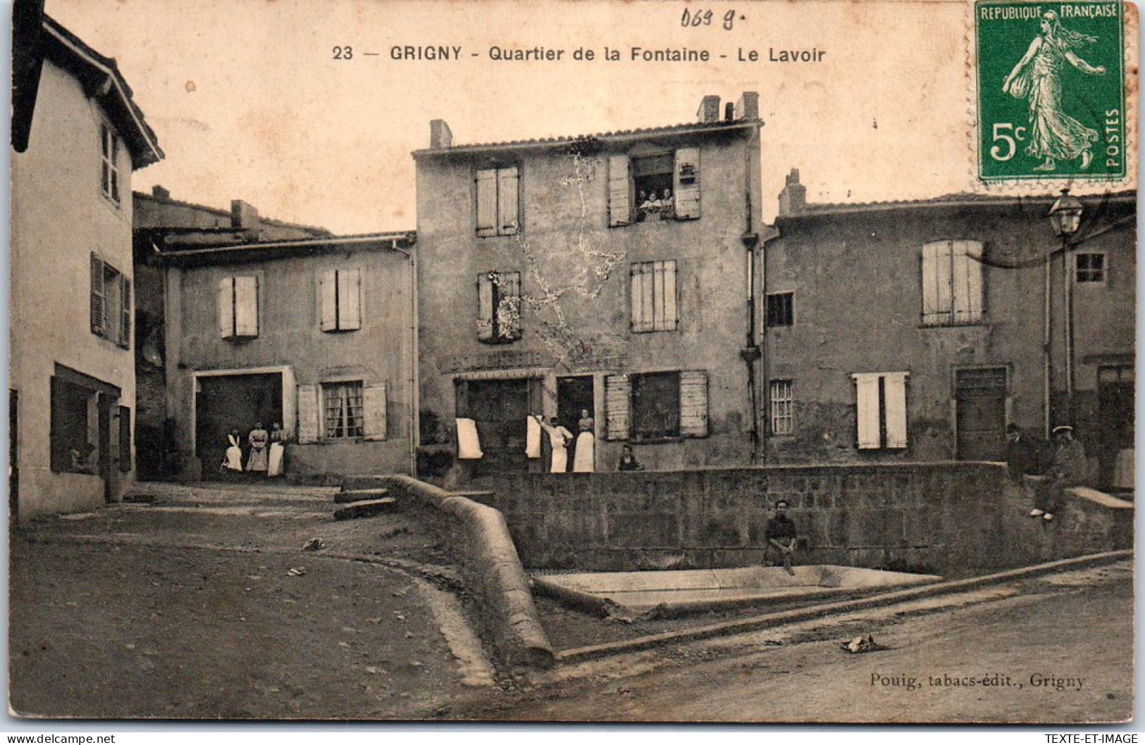 69 GRIGNY - Quartier De La Fontaine, Le Lavoir. - Grigny