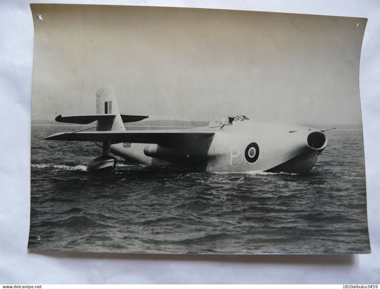 PHOTO ANCIENNE (13 X 18 Cm) : Scène Animée - PREMIER HYDRAVION DE COMBAT DU MONDE - Grande Bretagne 1947 - Luchtvaart