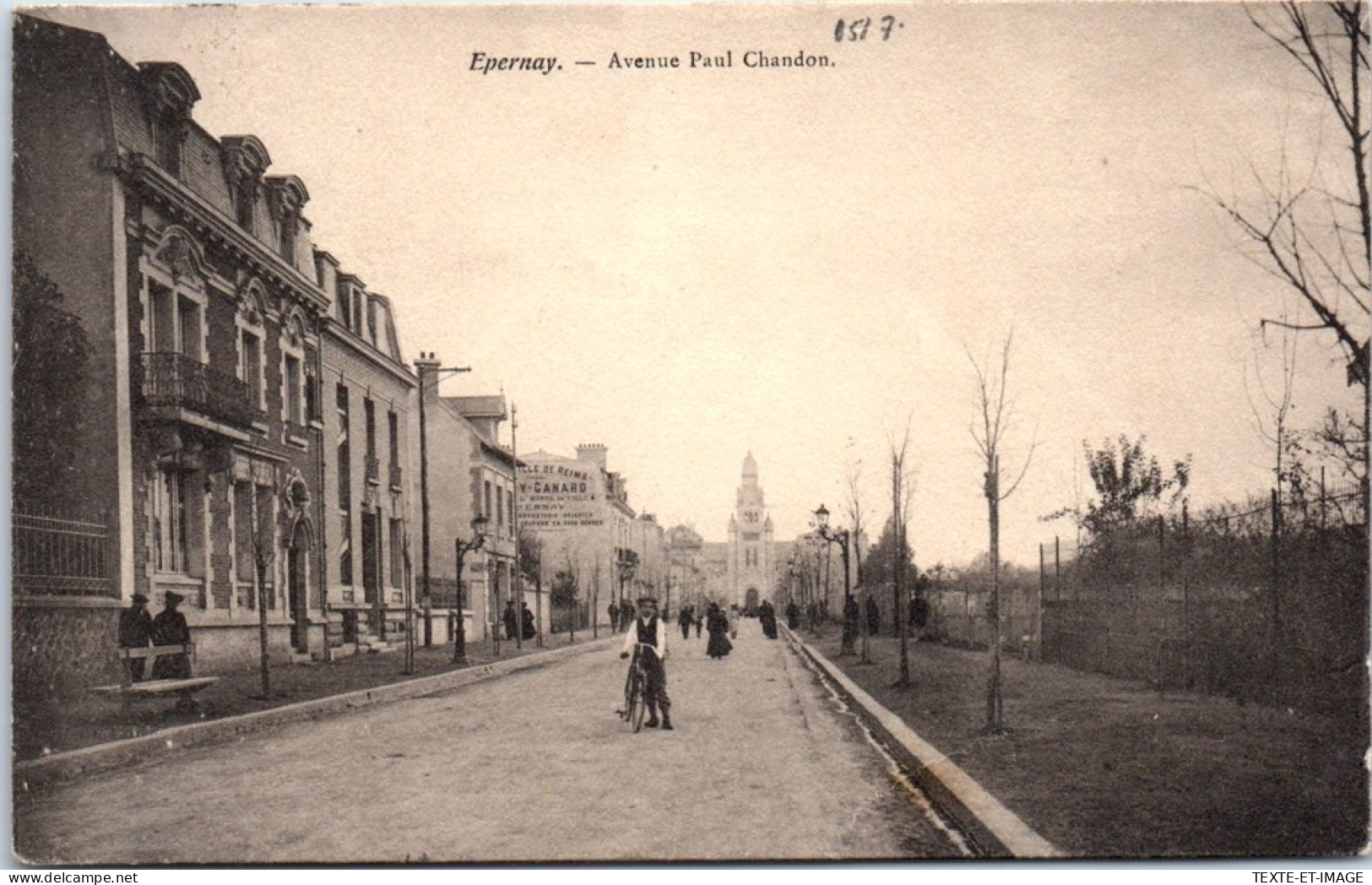 51 EPERNAY - L'avenue Paul Chandon. - Epernay