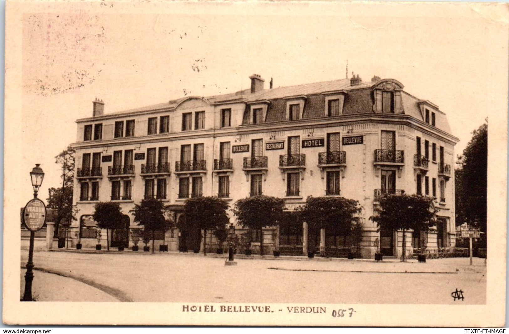 55 VERDUN - Vue D'ensemble De L'hotel Bellevue. - Verdun
