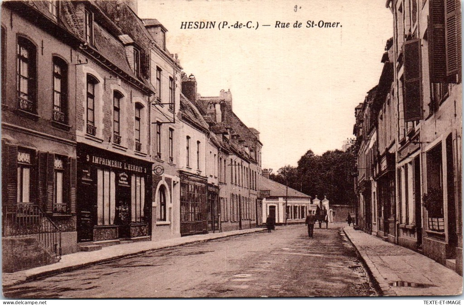 62 HESDIN - La Rue De Saint Omer.  - Henin-Beaumont