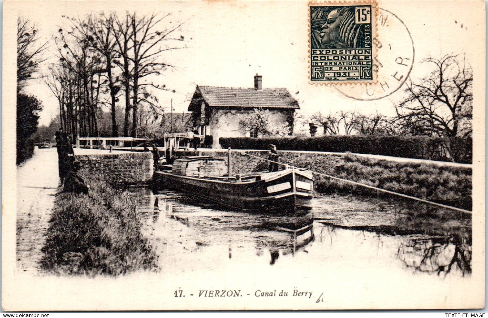 18 VIERZON - Le Canal Du Berry. - Vierzon