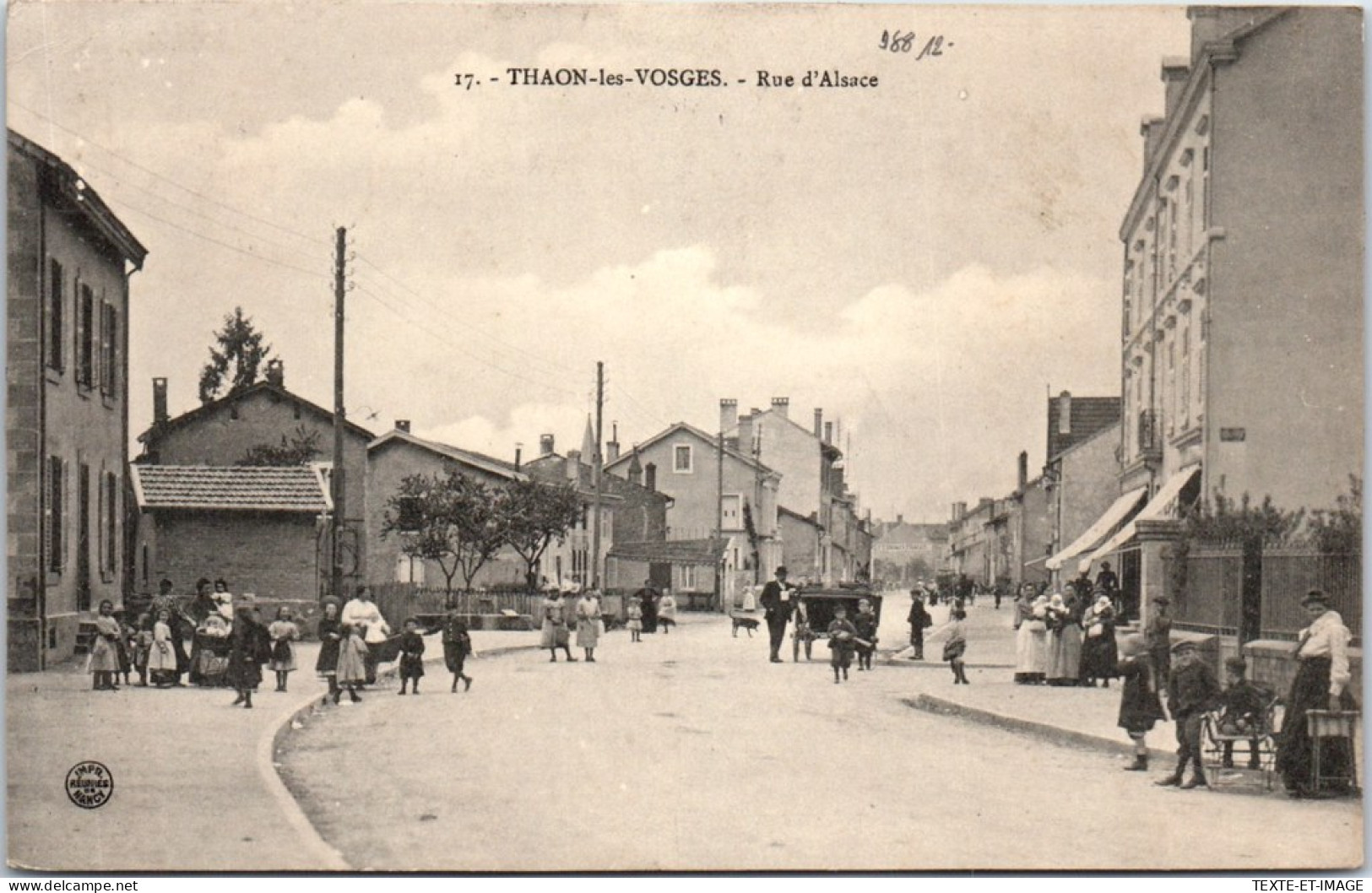 88 THAON LES VOSGES - Vue De La Rue D'alsace. - Thaon Les Vosges