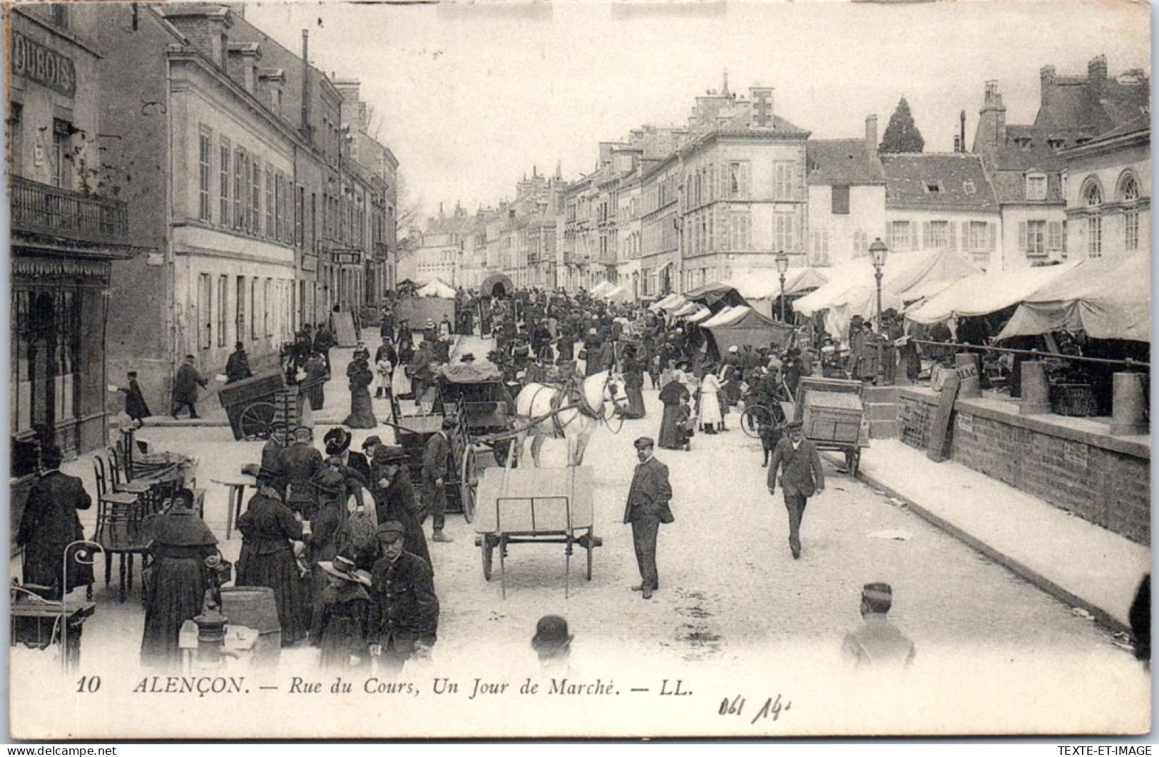 61 ALENCON - La Rue Du Cours Un Jour De Marche. - Alencon