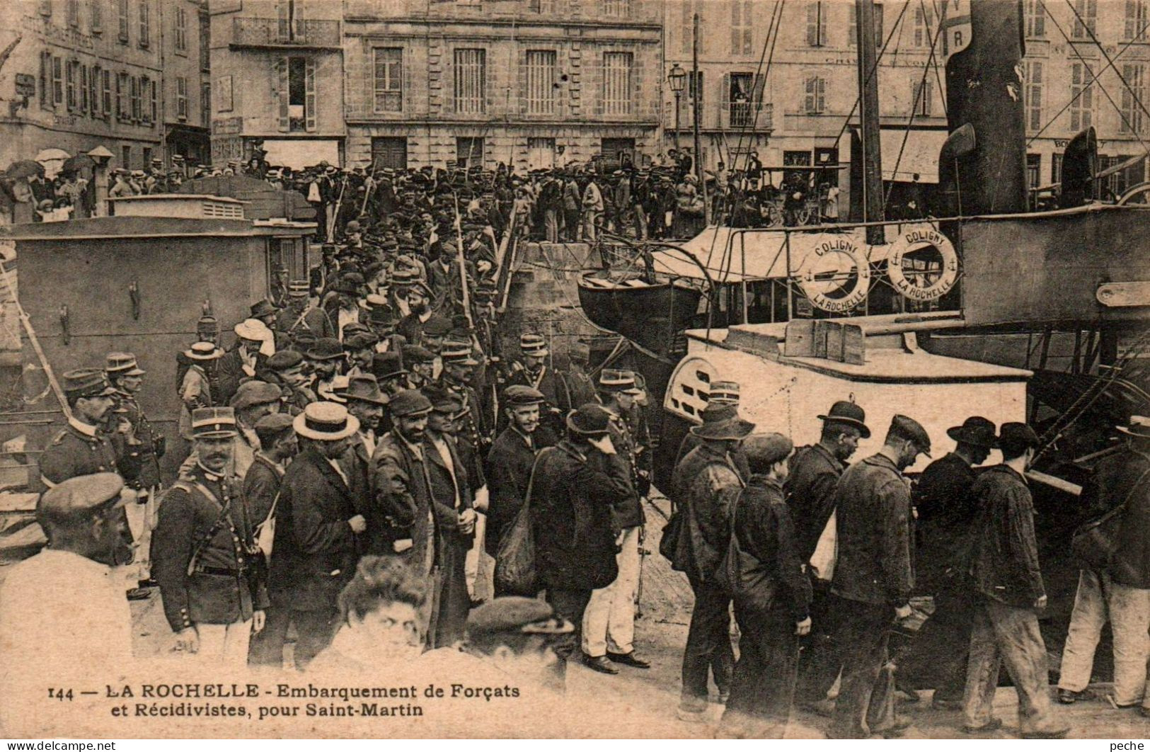 N°2589 W -cpa La Rochelle -embarquement De Forçats- - La Rochelle