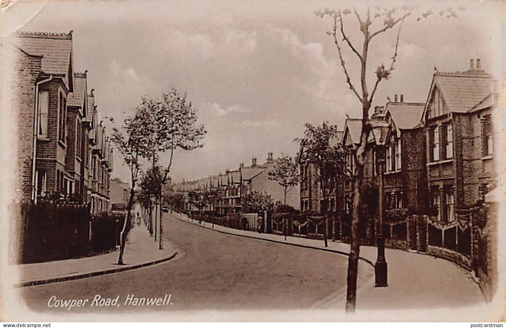 England - London - HANWELL Cowper Road - London Suburbs