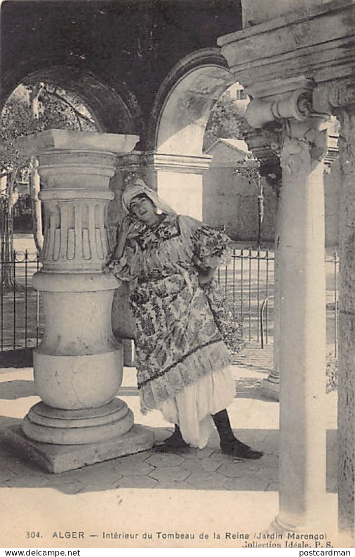 Algérie - Mauresque à L'intérieur Du Tombeau De La Reine (Jardin Marengo), Alger - Women