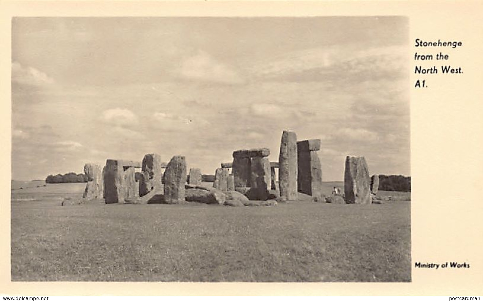 England - Wilts - STONEHENGE From The North West - Publisher Ministry Of Works A1 - Stonehenge